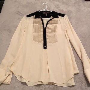 Beautiful blouse with silk details bu Halston Heritage